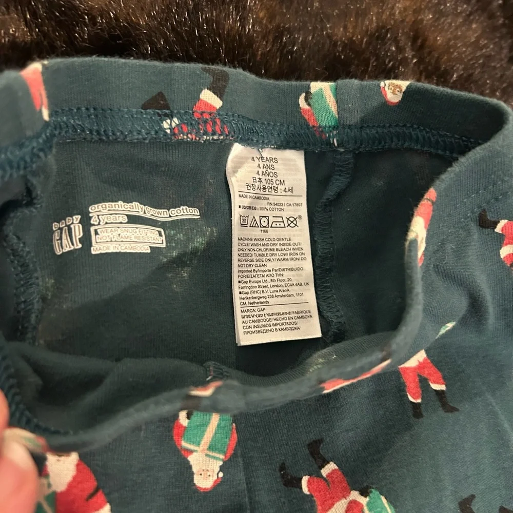 Boys Pajama Lot Size 4T | Carter’s Dino PJs + GAP Christmas Santa Pajamas